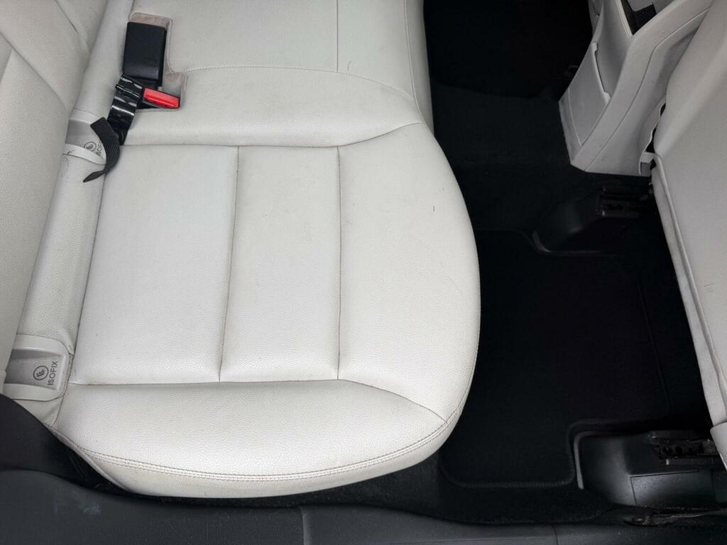Mercedes-Benz B Class Purple #23