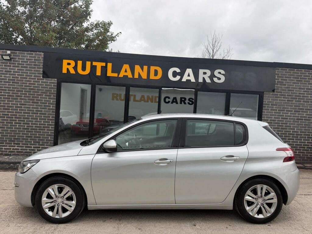 Peugeot 308 Active White #7