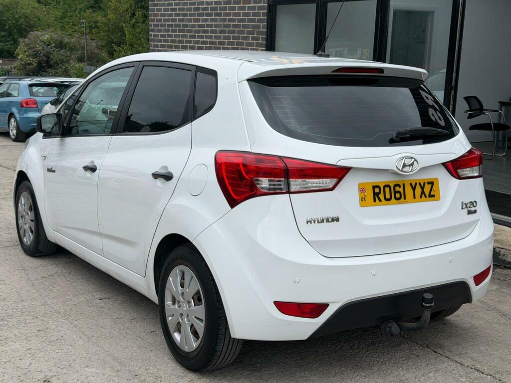 Hyundai Ix20 1.4 Crdi Classic Euro 5 Ss White #6