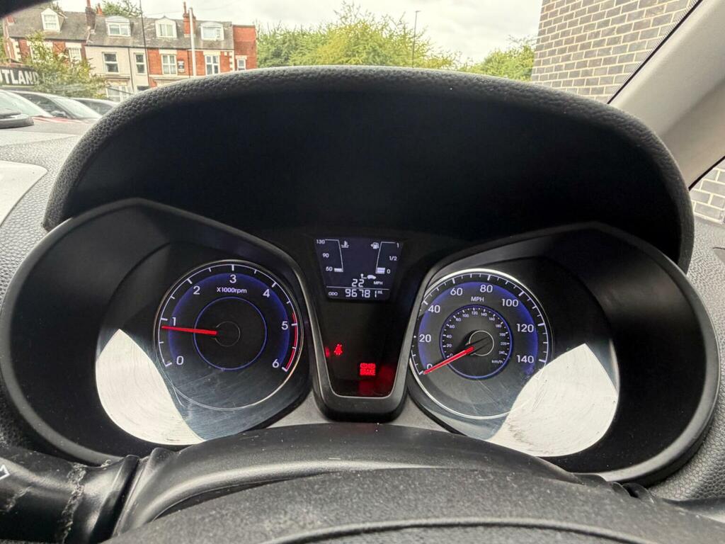 Hyundai Ix20 1.6 Active White #31