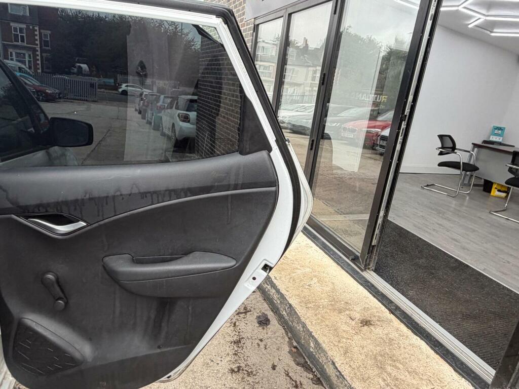 Hyundai Ix20 1.6 Active White #18
