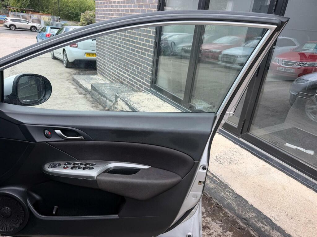 Honda Civic 1.4 I-vtec Type S I-shift Silver #9
