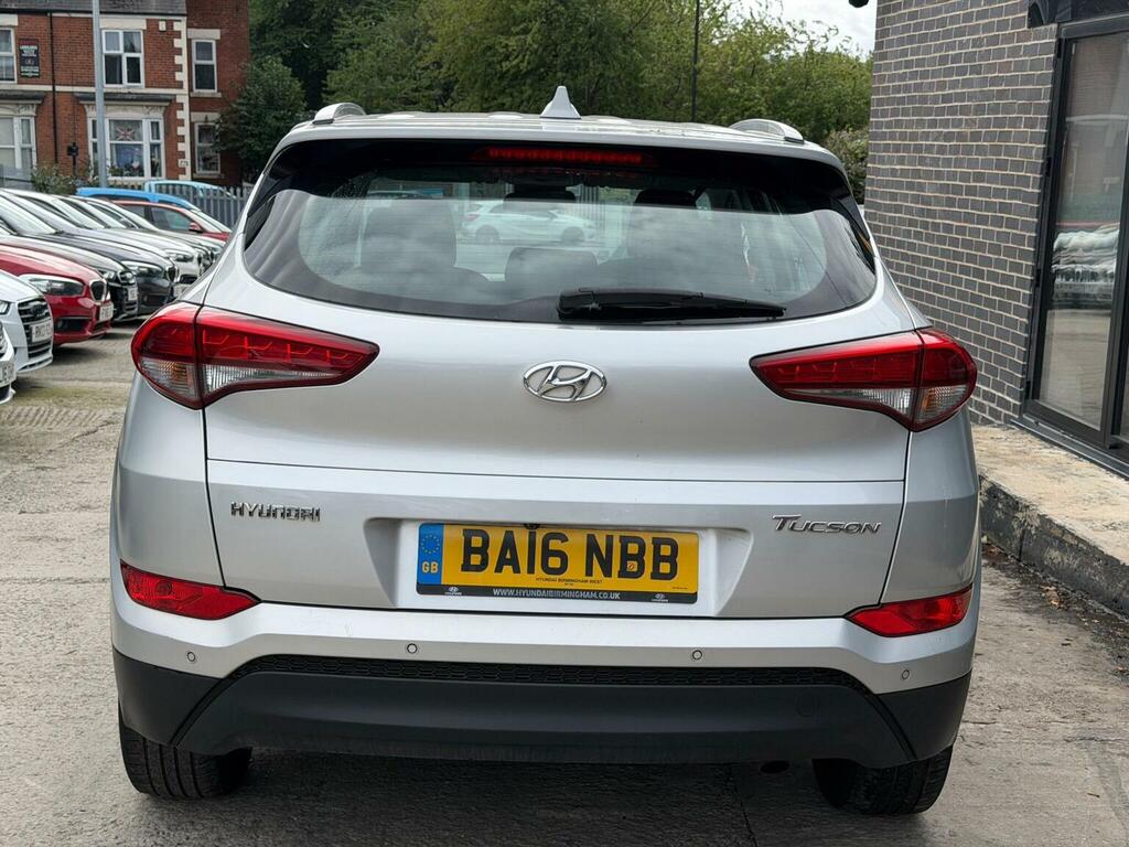 Hyundai Tucson 1.7 Crdi Blue Drive Se Nav Euro 6 Ss Silver #5