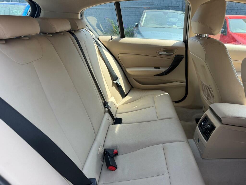 BMW 1 Series Hatchback 2.0 Black #20
