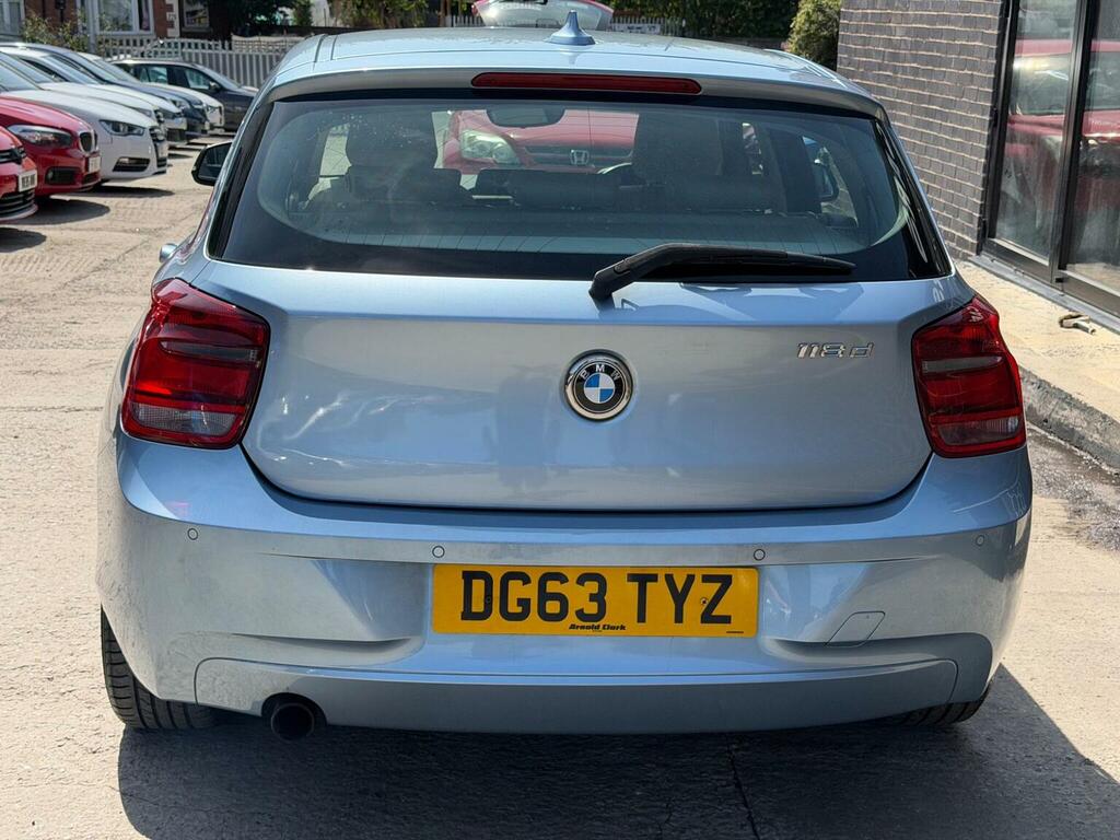 BMW 1 Series Hatchback 2.0 Black #5