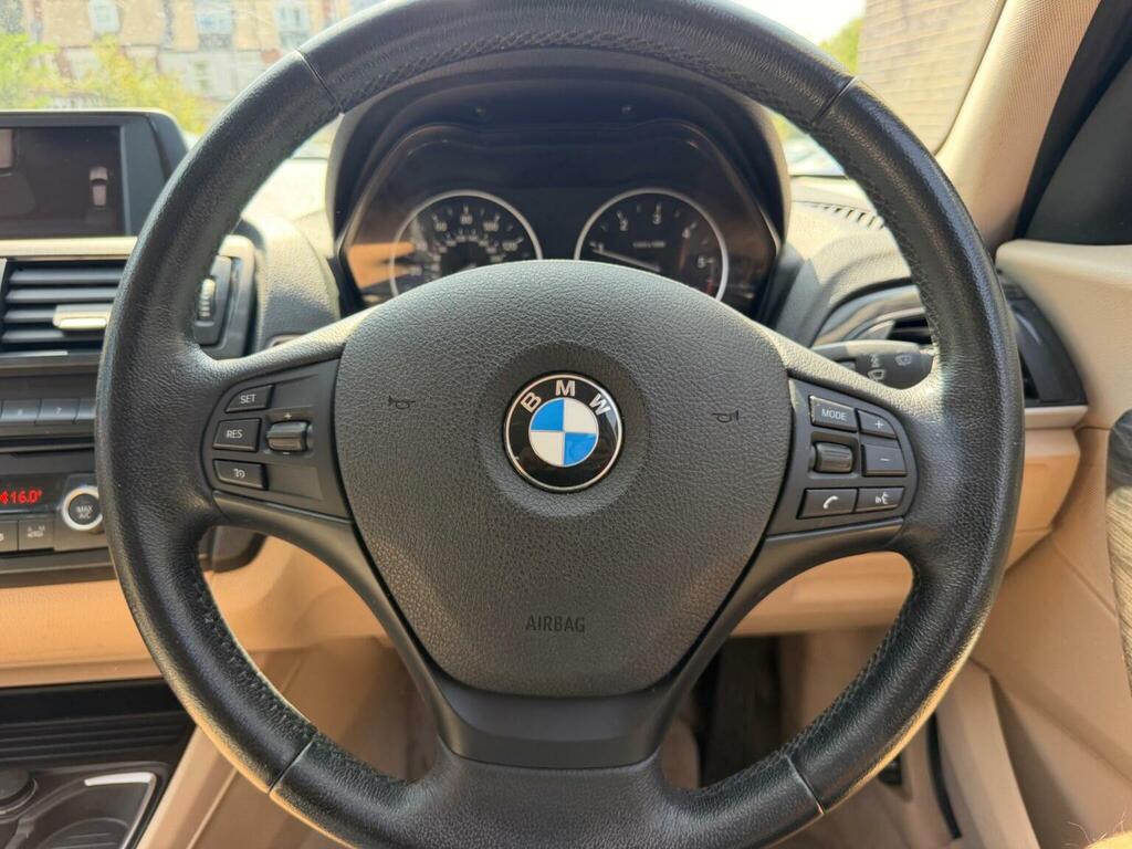 BMW 1 Series Hatchback 2.0 Black #30