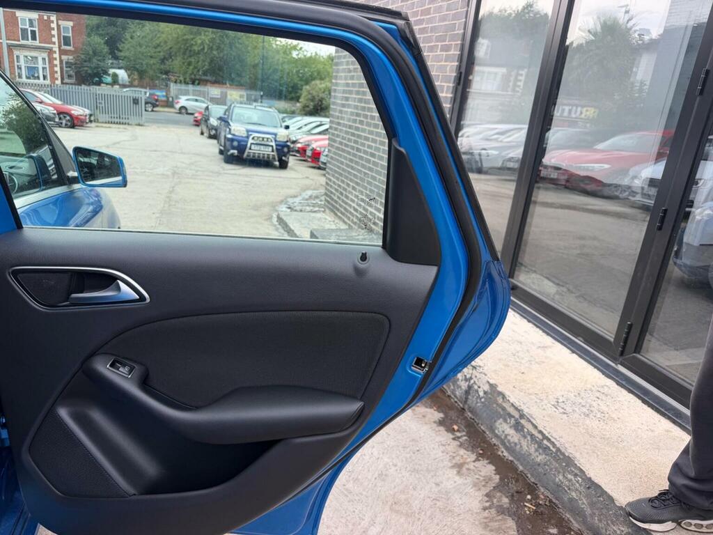 Mercedes-Benz B Class 2.1 B220 Cdi Blue #18