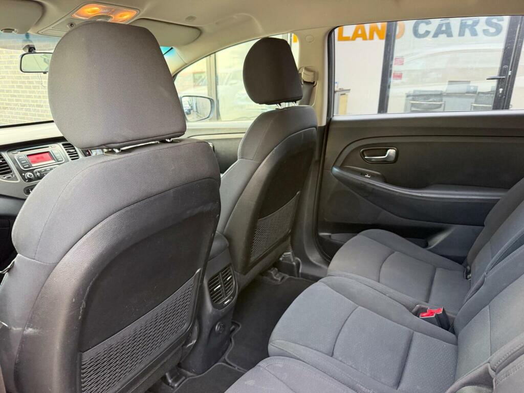 Kia Carens 1.7L 3 Silver #26