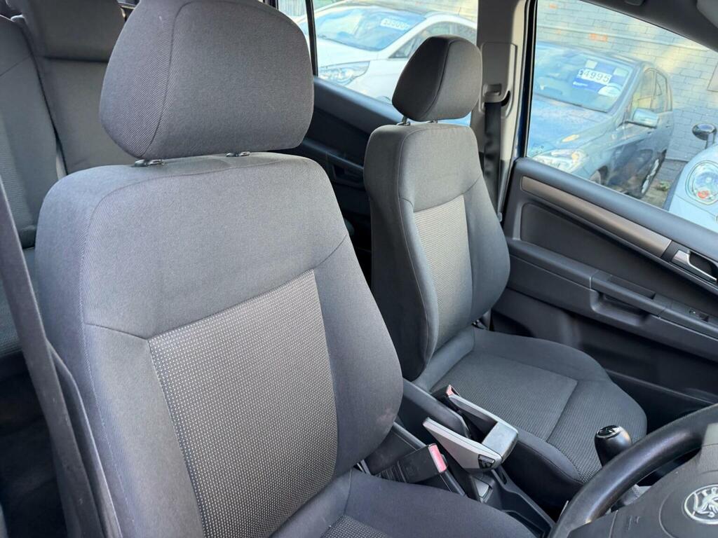 Vauxhall Zafira Mpv Silver #23