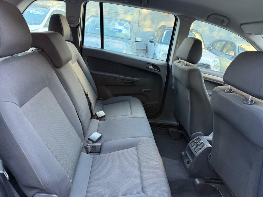 Vauxhall Zafira Mpv Silver #36