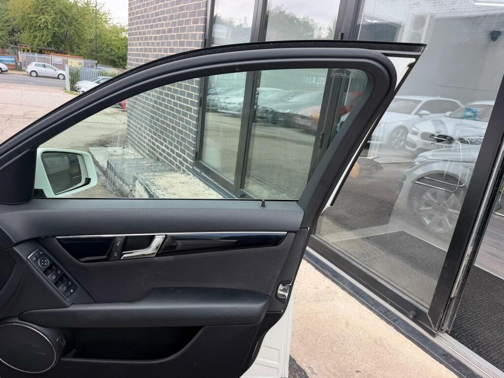 Mercedes-Benz C Class 2.1 C220 Cdi Blueefficiency Se Edition 125 170 White #9