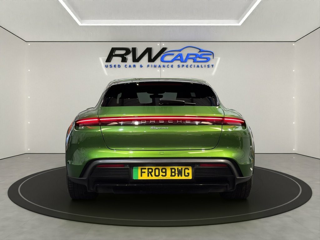 Porsche Taycan Estate Green #3