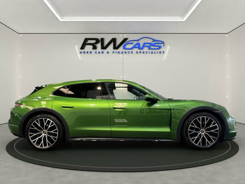 Porsche Taycan Estate Green #5
