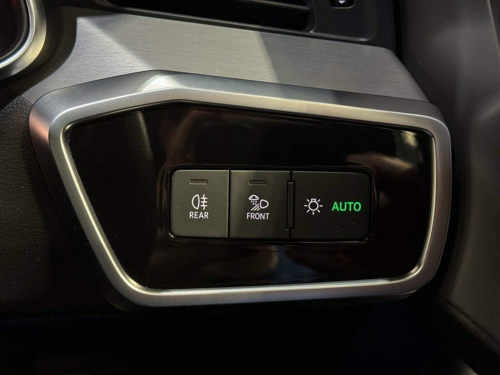 Audi A6 Avant S Line Black #17