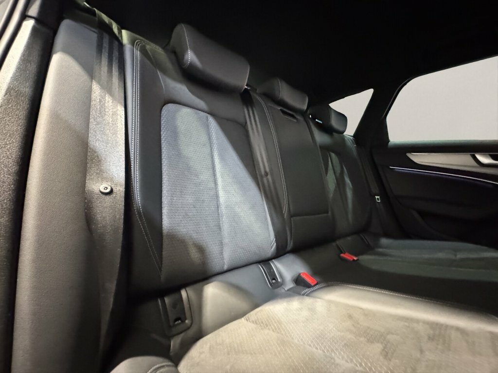 Audi A6 Avant S Line Black #21