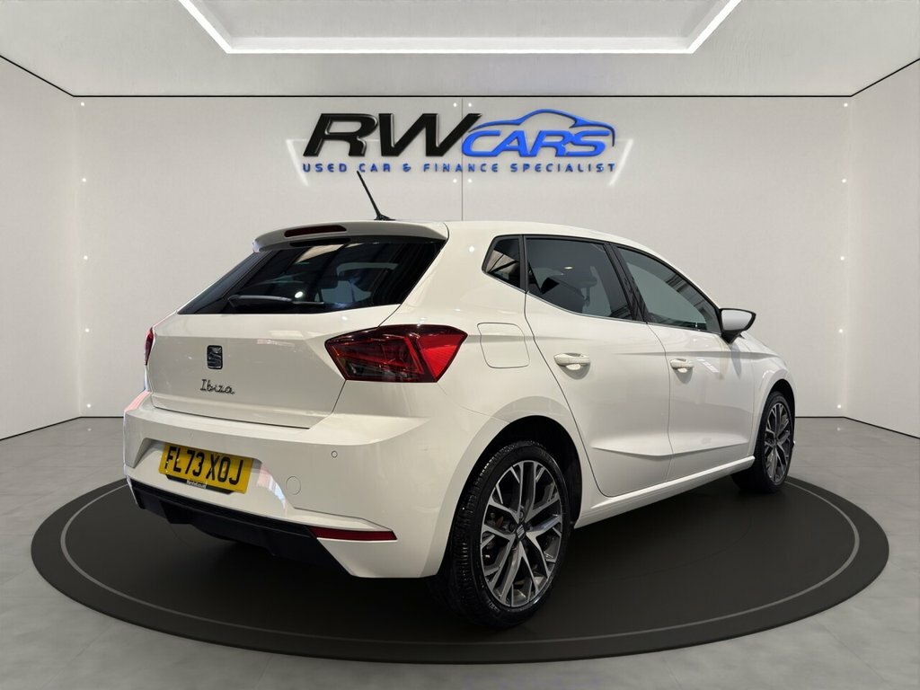 Seat Ibiza Hatchback White #3