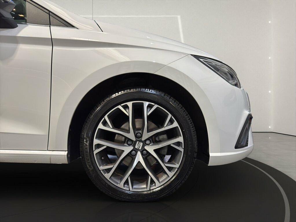 Seat Ibiza Hatchback White #6