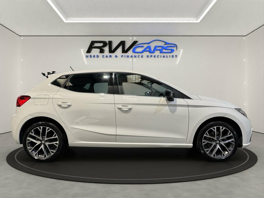 Seat Ibiza Hatchback White #4