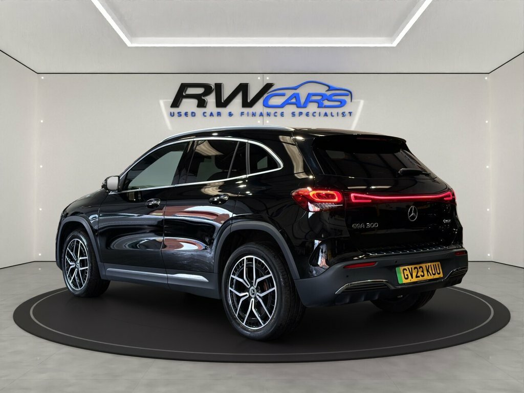 Mercedes-Benz EQA Suv Black #2