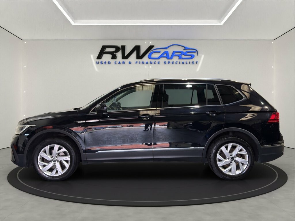Volkswagen Tiguan Allspace Suv Black