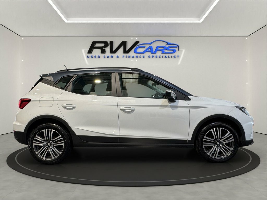 Seat Arona Suv White #5