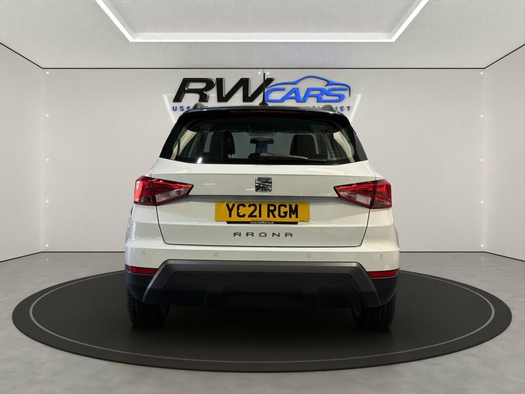 Seat Arona Suv White #4