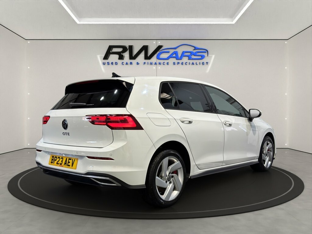 Volkswagen e-Golf Hatchback White #4