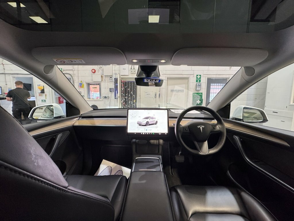 Tesla Model Y Suv Rwd 346 Ps White #20