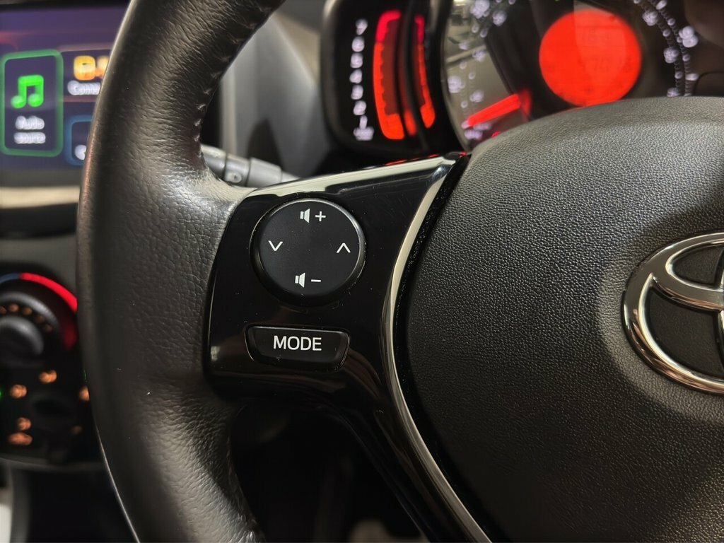 Toyota Aygo Hatchback Red #13