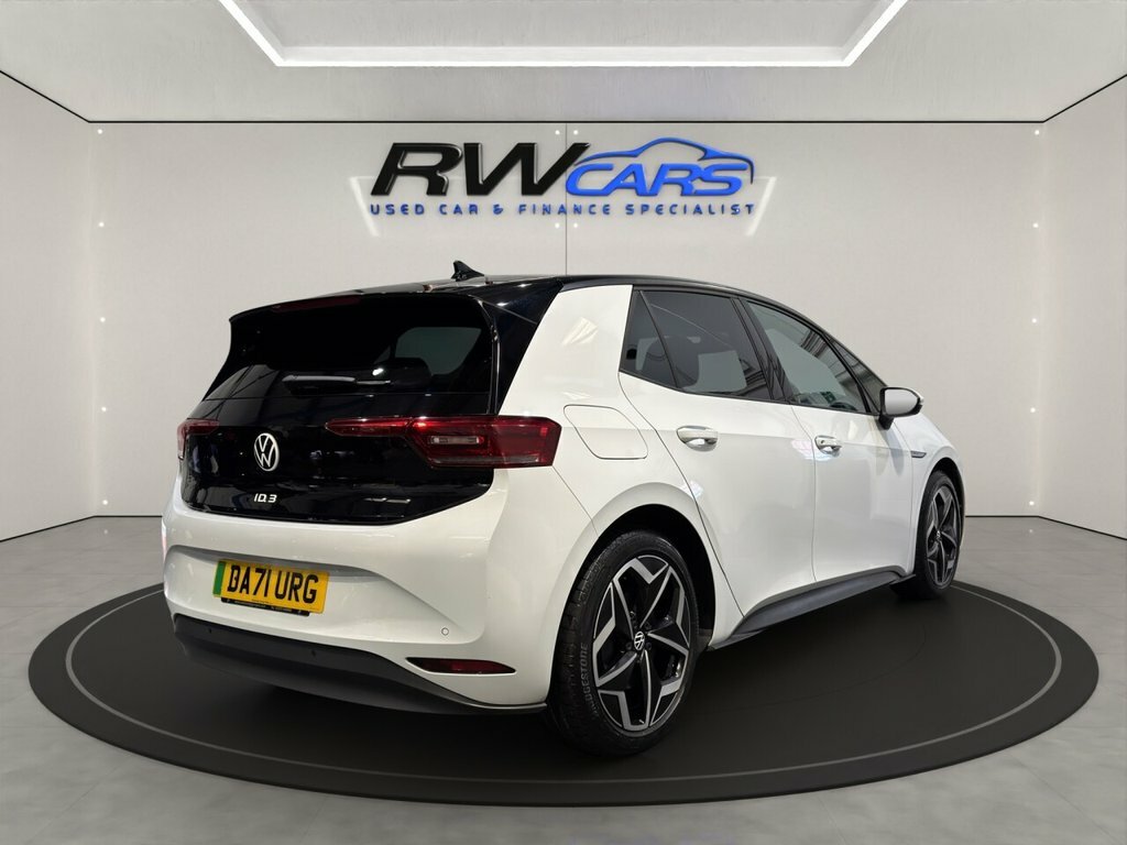 Volkswagen ID.3 Hatchback White #4