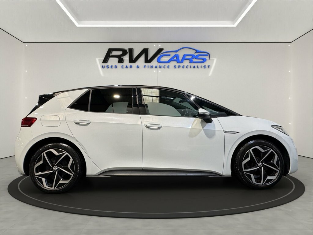 Volkswagen ID.3 Hatchback White #5