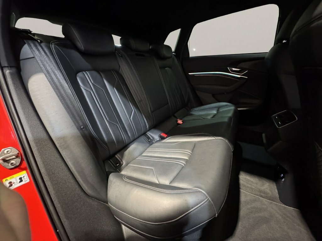 Audi E-tron 300Kw 55 Quattro 95Kwh Black Edition Black #21