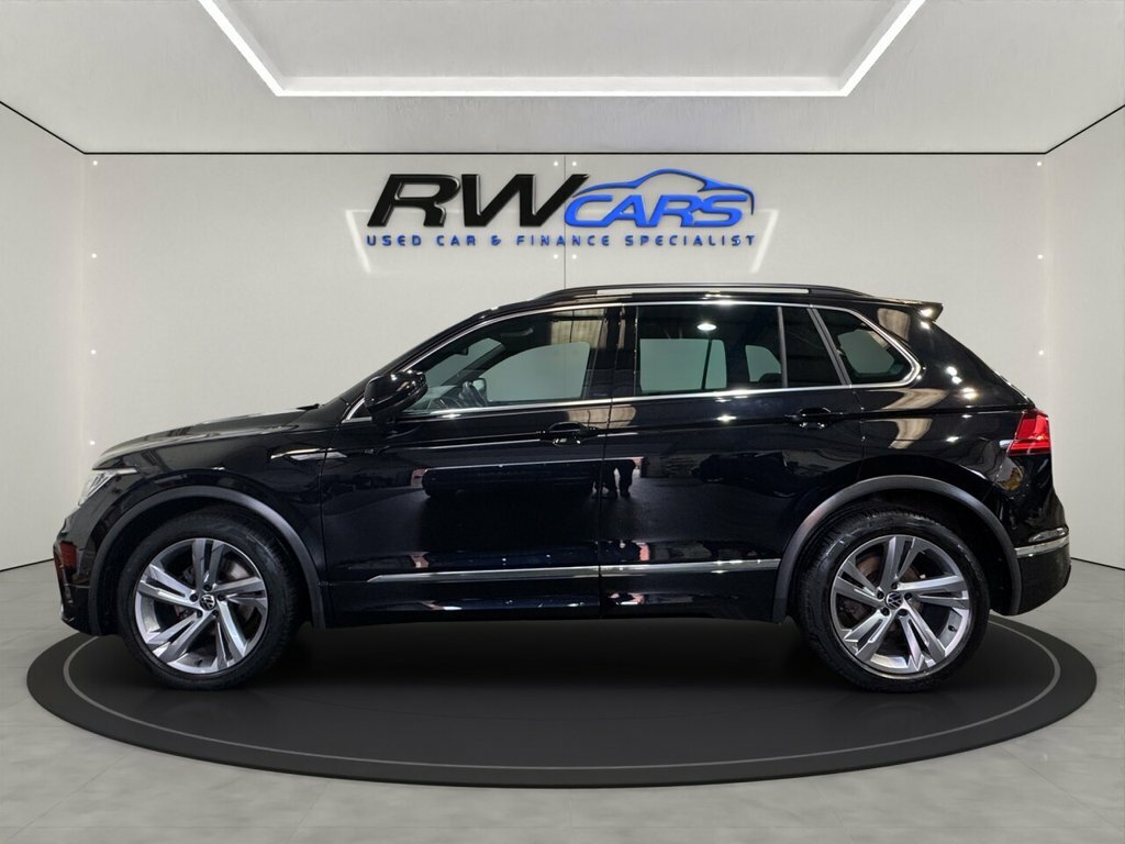 Volkswagen Tiguan Elegance VA23DPO Black #1