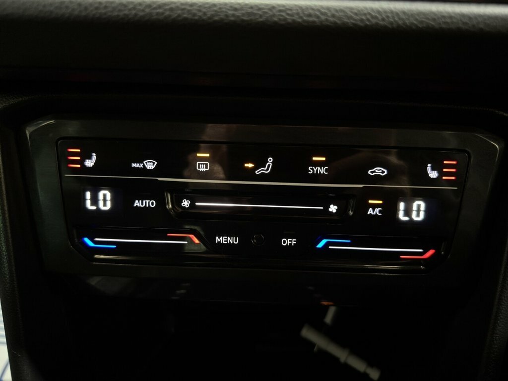 Volkswagen Tiguan Elegance VA23DPO Black #12