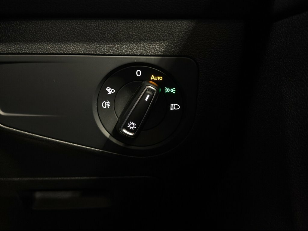 Volkswagen Tiguan Elegance VA23DPO Black #15