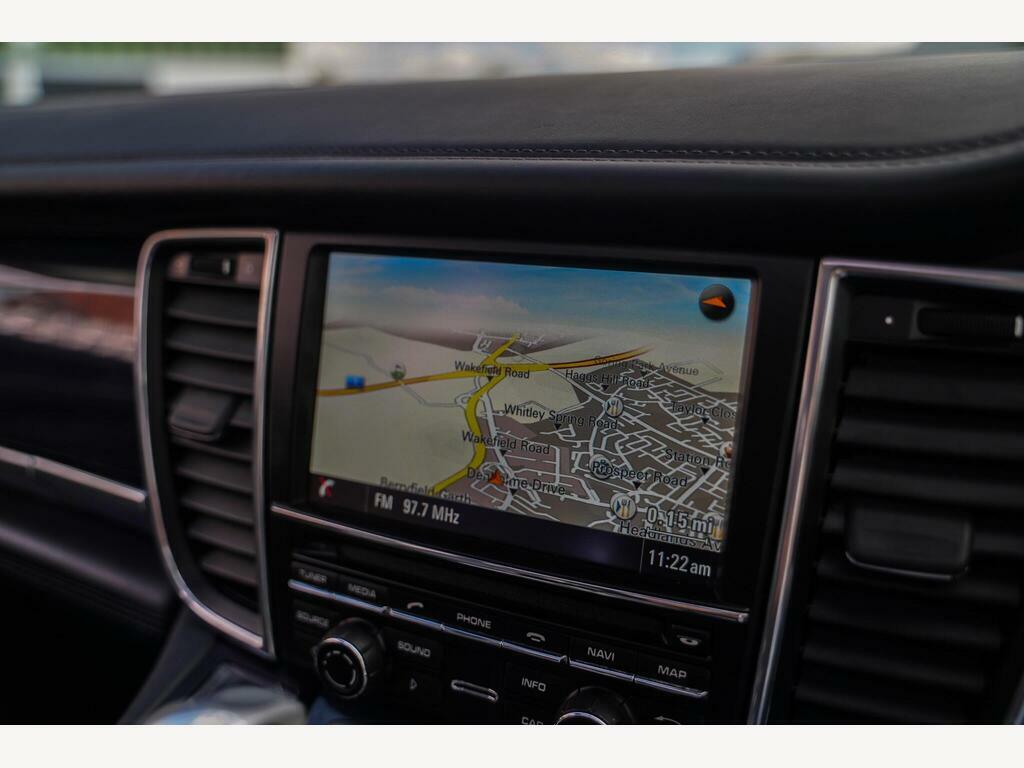 Porsche Panamera 3.0 V6 E-hybrid S Tiptronics Euro 5 Ss White #36