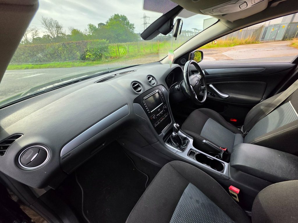 Ford Mondeo 2.0 Titanium X Silver #18