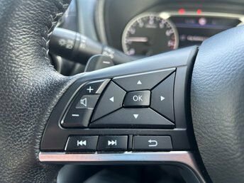 Nissan Juke N-connecta Brown #18