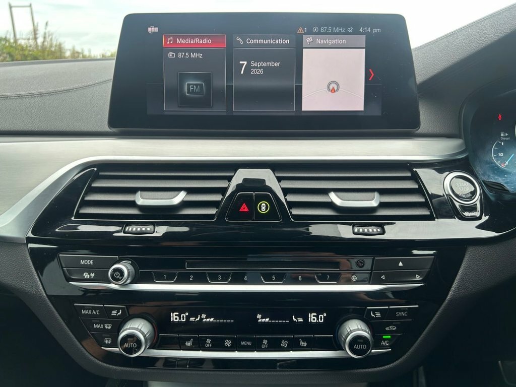 BMW 5 Series 520D Se Black #26