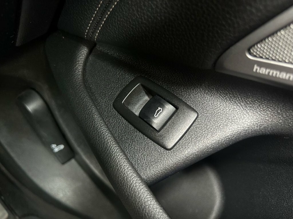 BMW 5 Series 520D Se Black #24