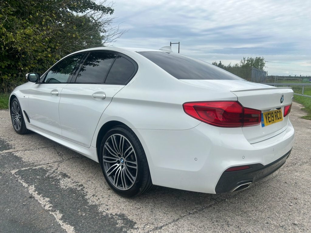 BMW 5 Series 2L M Sport White #6