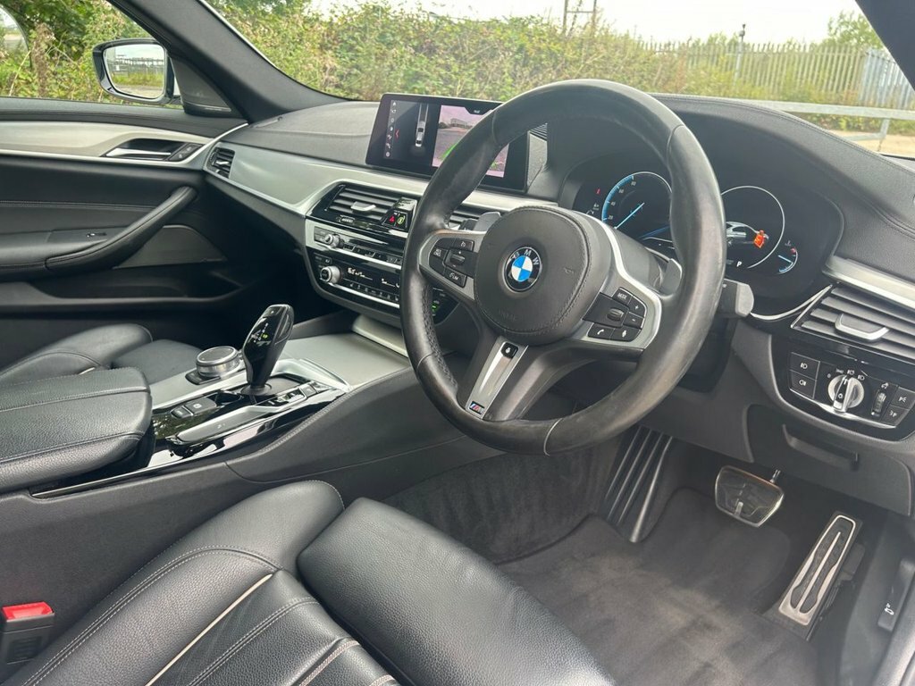 BMW 5 Series 520D Se Black #14