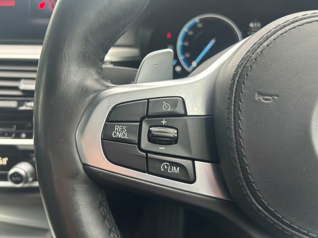 BMW 5 Series 520D Se Black #17