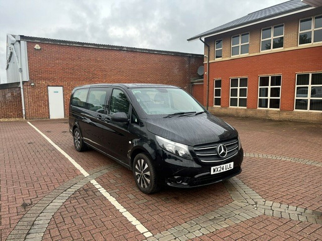 Mercedes-Benz Vito 116 Cdi Tourer Select L3 Black