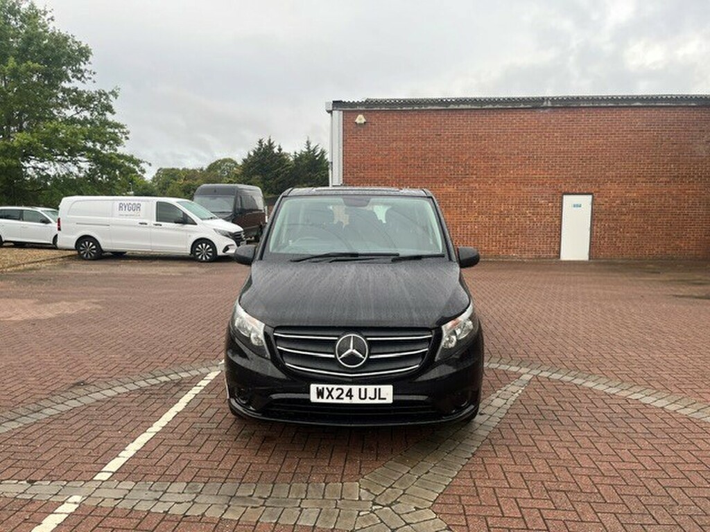 Mercedes-Benz Vito 116 Cdi Tourer Select L3 Black #2