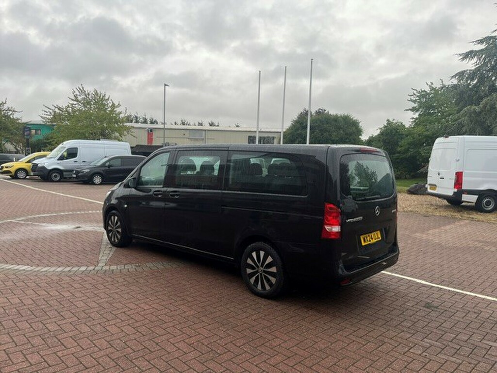 Mercedes-Benz Vito 116 Cdi Tourer Select L3 Black #4