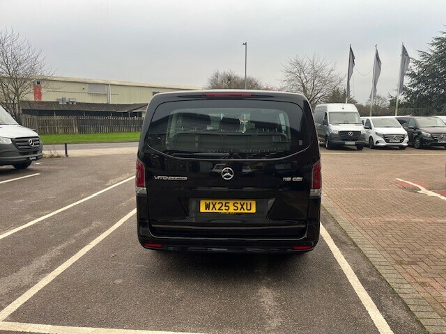 Mercedes-Benz Vito 116 Tourer Select L3 Black #5