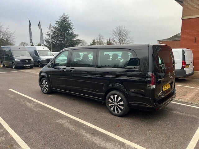 Mercedes-Benz Vito 116 Tourer Select L3 Black #4