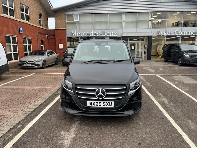 Mercedes-Benz Vito 116 Tourer Select L3 Black