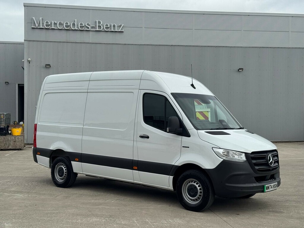 Mercedes-Benz Sprinter 420 L2 Pro White